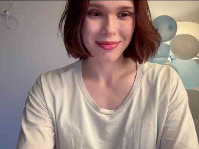 StacyLuxxe webcam