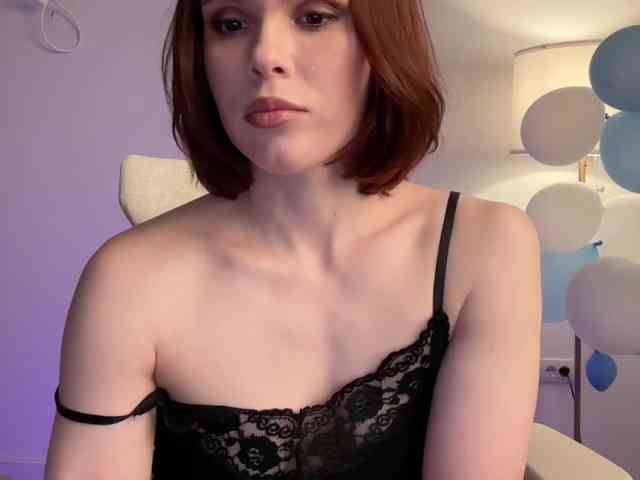 StacyLuxxe webcam