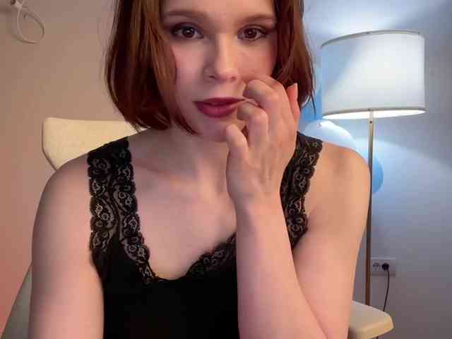 StacyLuxxe webcam