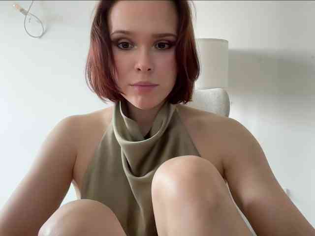 StacyLuxxe webcam