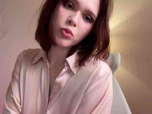 StacyLuxxe webcam