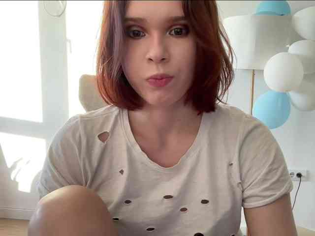 StacyLuxxe webcam