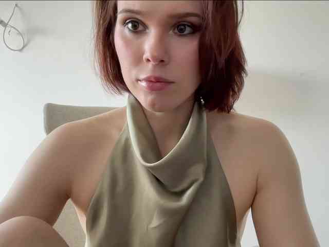 StacyLuxxe webcam