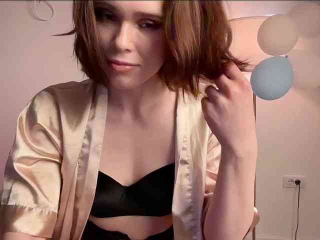 StacyLuxxe webcam