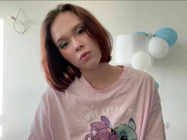 StacyLuxxe webcam