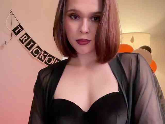 StacyLuxxe webcam