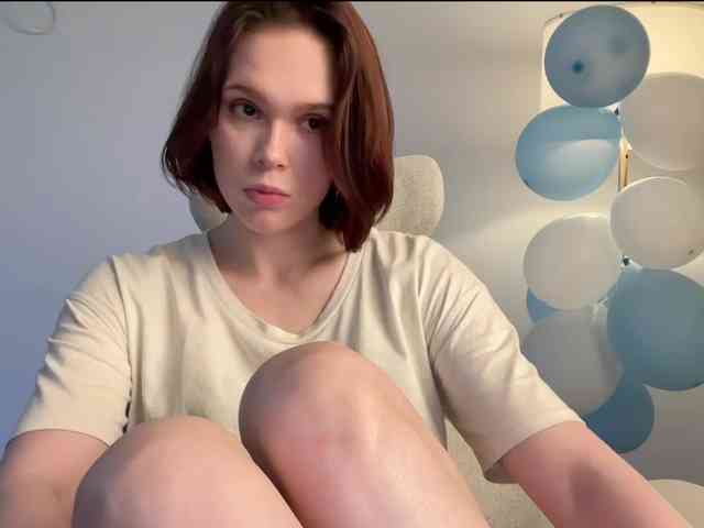 StacyLuxxe webcam