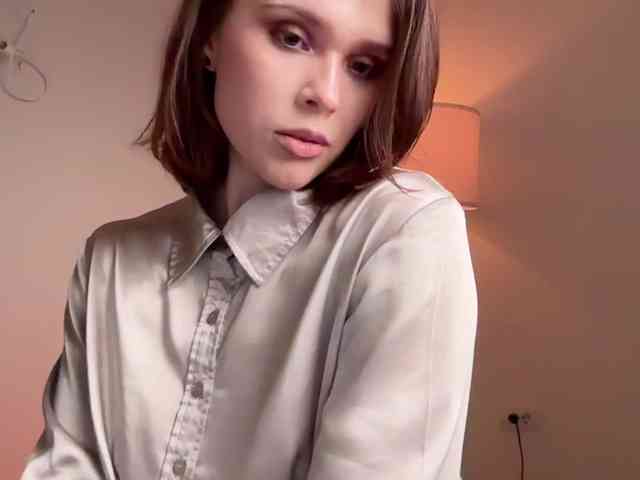 StacyLuxxe webcam