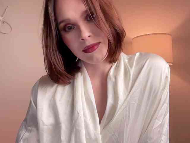 StacyLuxxe webcam