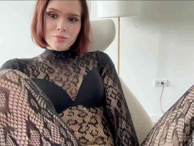 StacyLuxxe webcam