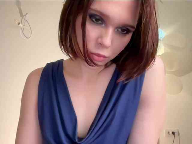 StacyLuxxe webcam