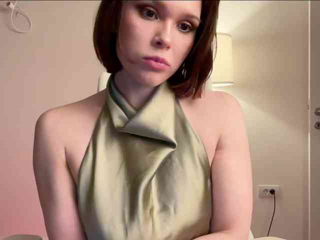 StacyLuxxe webcam
