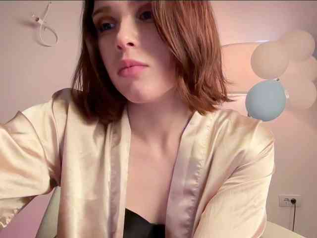 StacyLuxxe webcam