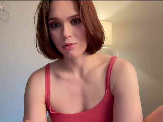 StacyLuxxe webcam