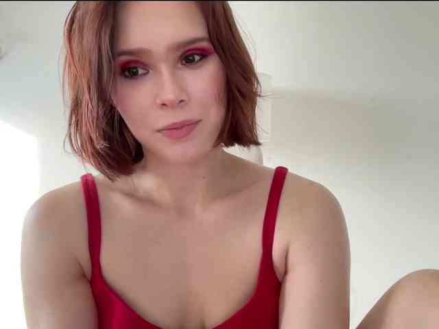StacyLuxxe webcam