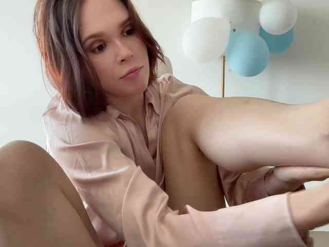 StacyLuxxe webcam
