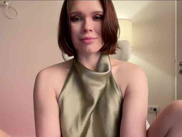 StacyLuxxe webcam