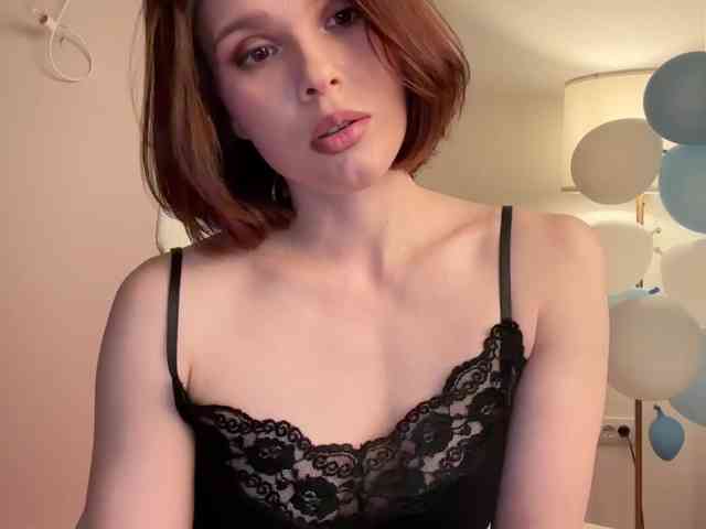 StacyLuxxe webcam