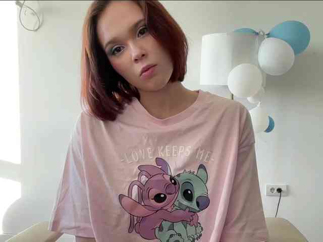 StacyLuxxe webcam