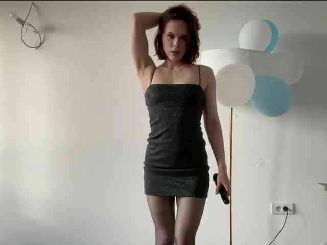 StacyLuxxe webcam