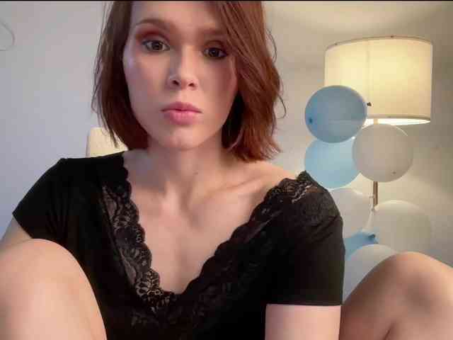 StacyLuxxe webcam