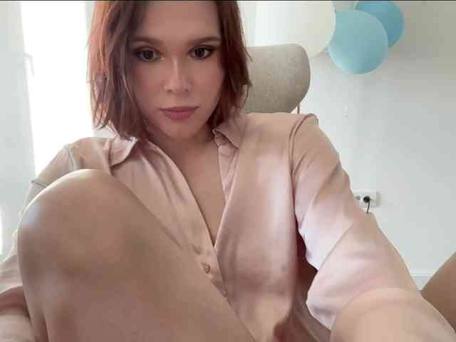 StacyLuxxe webcam