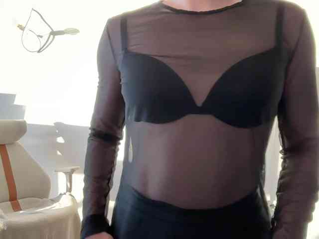 StacyLuxxe webcam