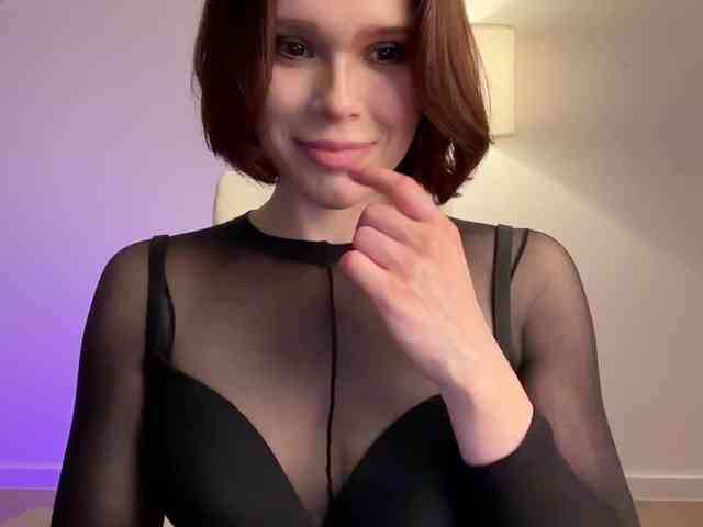 StacyLuxxe webcam