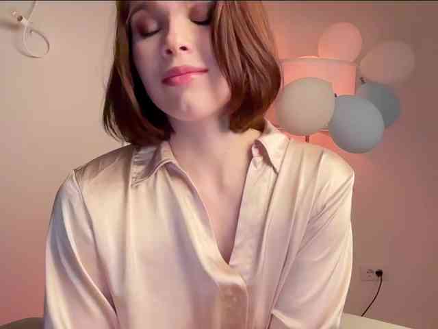 StacyLuxxe webcam