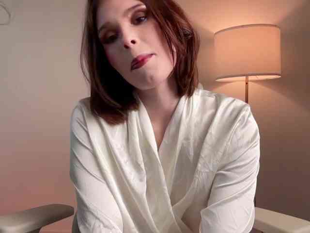 StacyLuxxe webcam