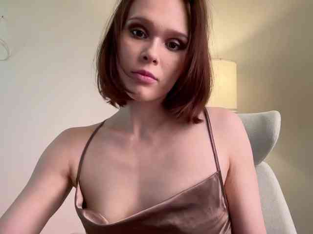 StacyLuxxe webcam