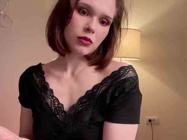 StacyLuxxe webcam