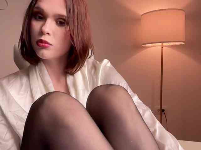 StacyLuxxe webcam