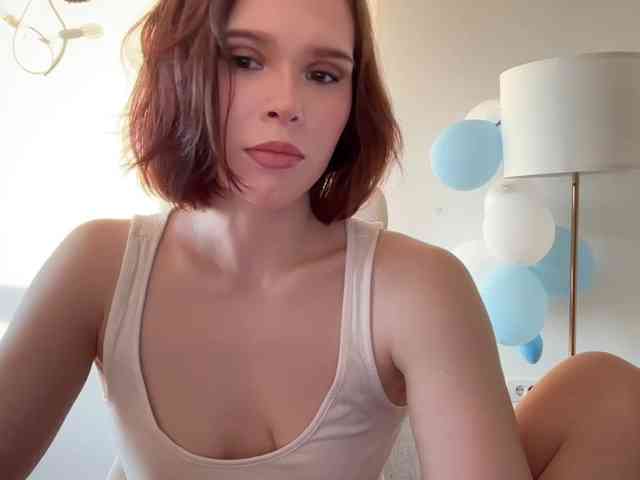 StacyLuxxe webcam