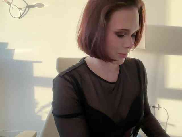 StacyLuxxe webcam