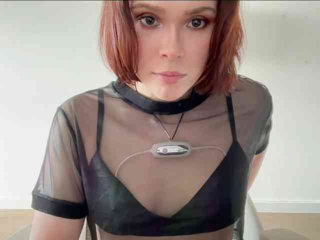 StacyLuxxe webcam