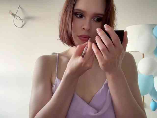 StacyLuxxe webcam