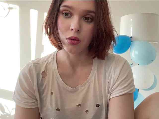 StacyLuxxe webcam
