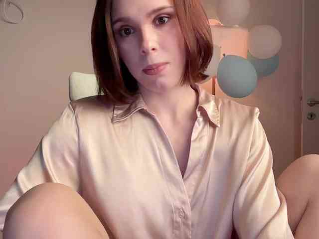 StacyLuxxe webcam