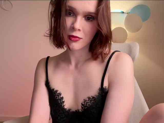 StacyLuxxe webcam