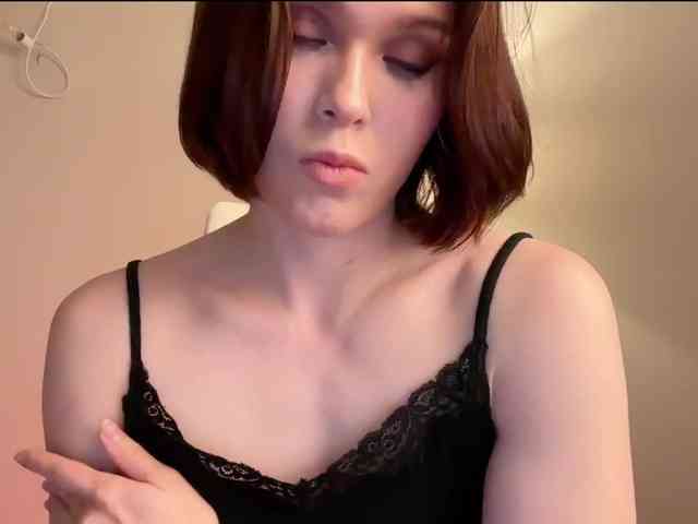 StacyLuxxe webcam