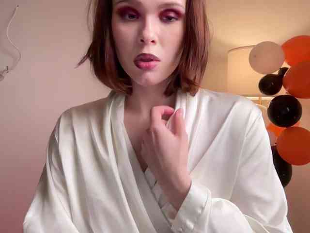 StacyLuxxe webcam