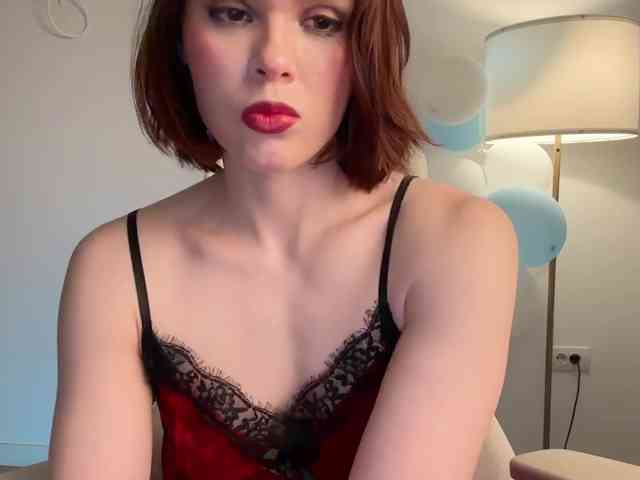 StacyLuxxe webcam