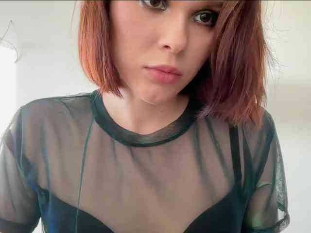 StacyLuxxe webcam