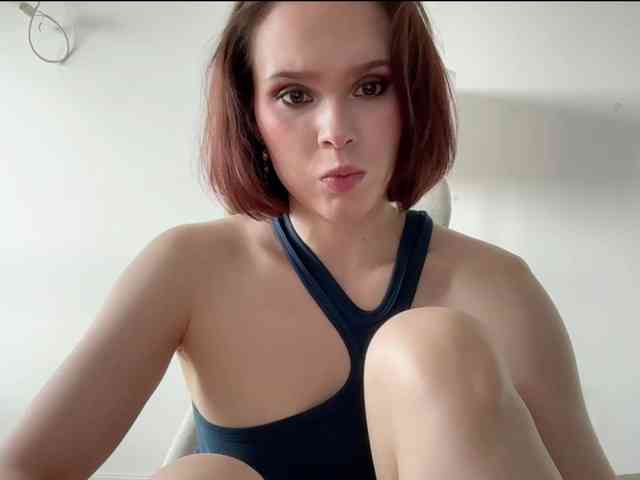 StacyLuxxe webcam