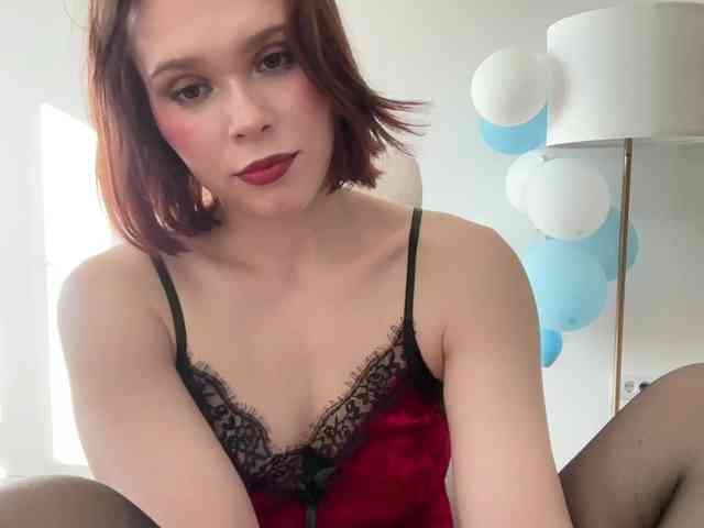 StacyLuxxe webcam