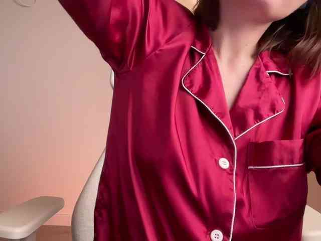StacyLuxxe webcam
