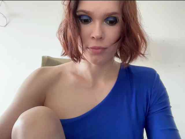StacyLuxxe webcam