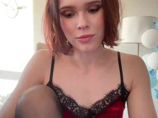 StacyLuxxe webcam