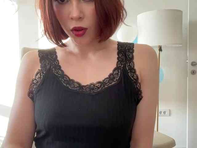 StacyLuxxe webcam